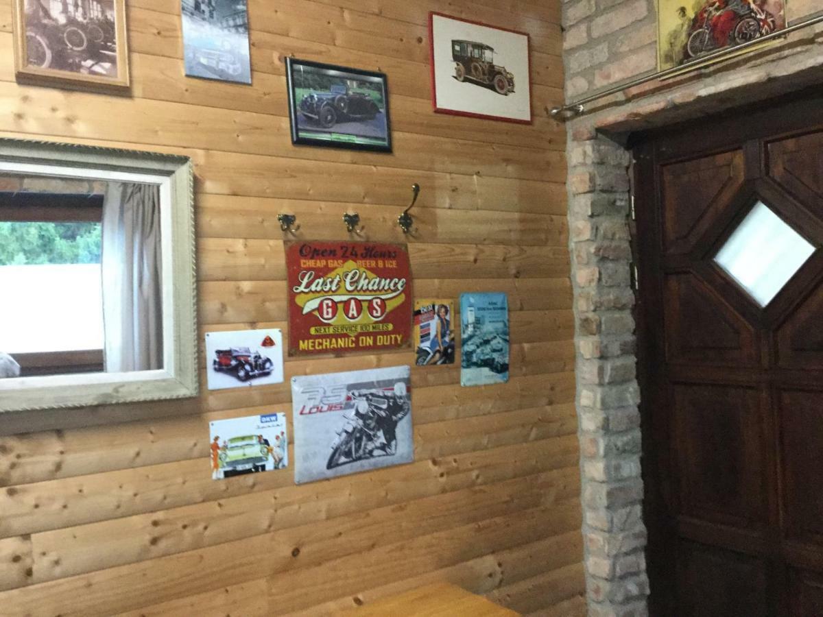 Old'S Car Zimmer & Apartment Vermietung Фельден-ам-Вёртер-Зе Экстерьер фото