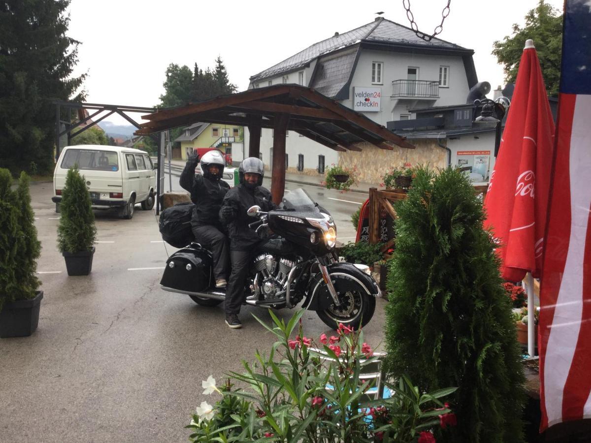 Old'S Car Zimmer & Apartment Vermietung Фельден-ам-Вёртер-Зе Экстерьер фото